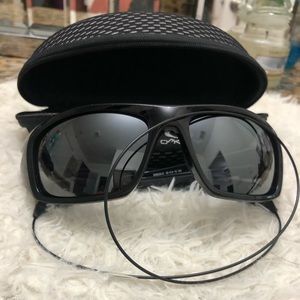 Auth. Oakley mirrored sunglasses